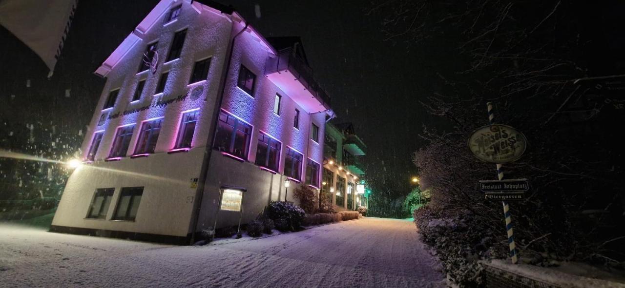 Hotel Bigger Hof - Wirtshaus Platzhirsch Am Jahnplatz Olsberg Exterior photo